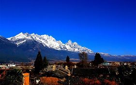 Lijiang Baisha Free Time Designed Hotel